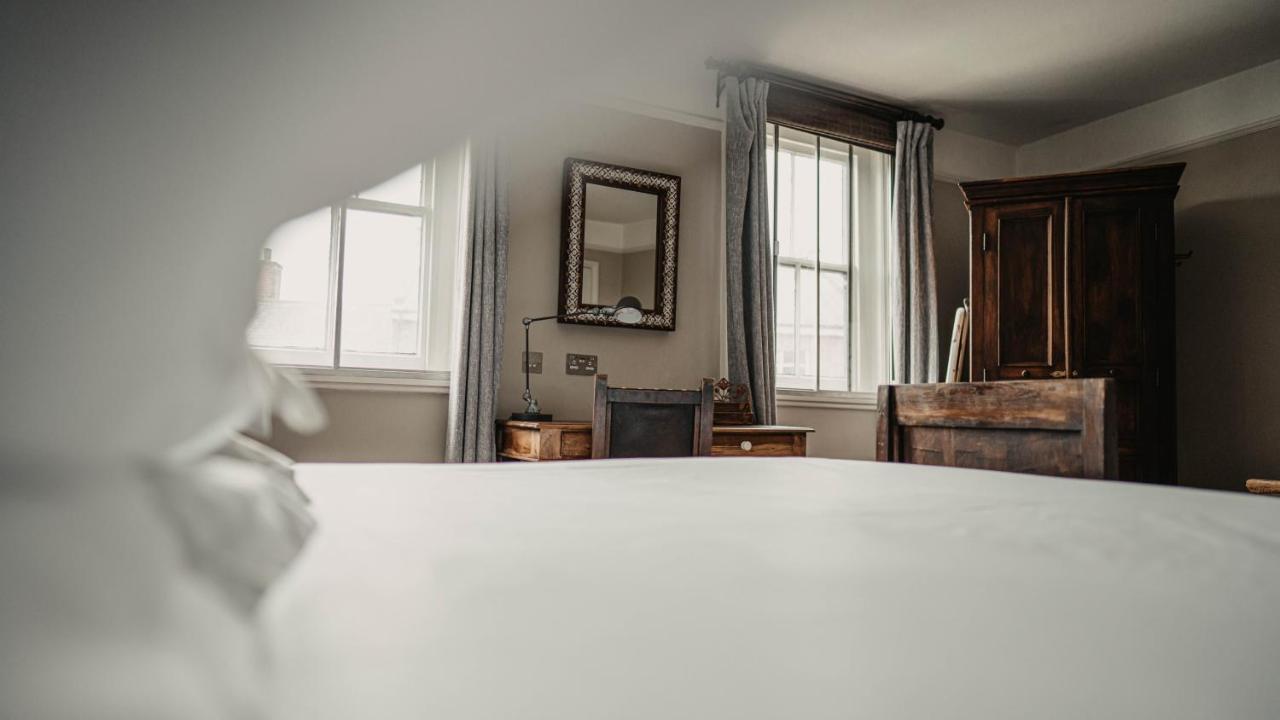 Elephant Hotel Пангборн Екстериор снимка