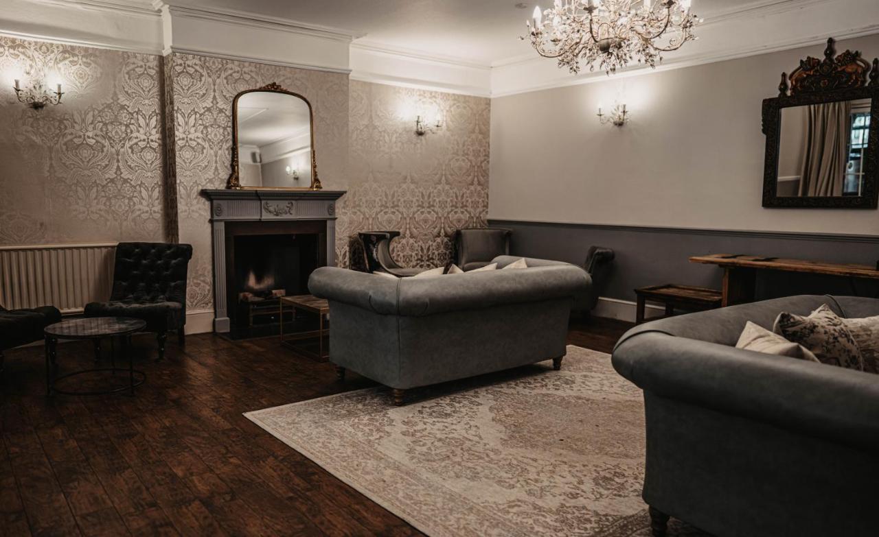 Elephant Hotel Пангборн Екстериор снимка