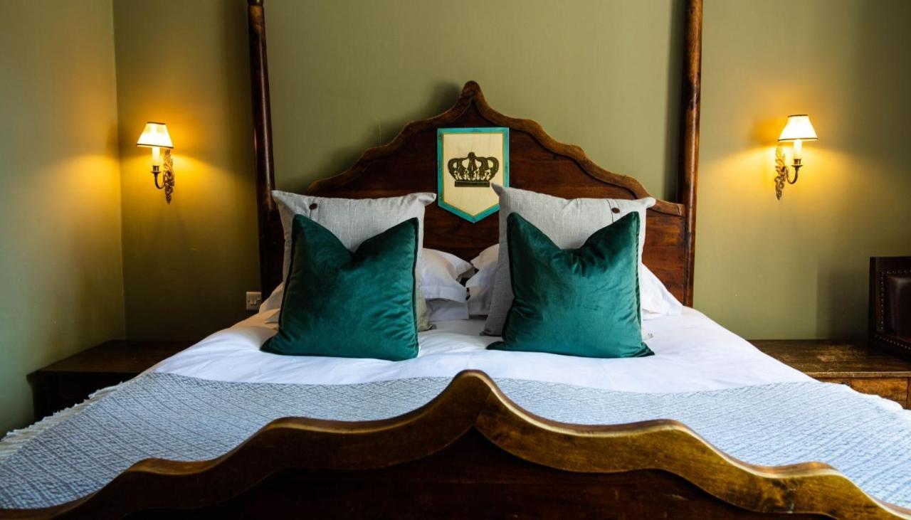 Elephant Hotel Пангборн Екстериор снимка