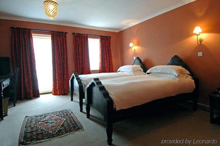 Elephant Hotel Пангборн Екстериор снимка