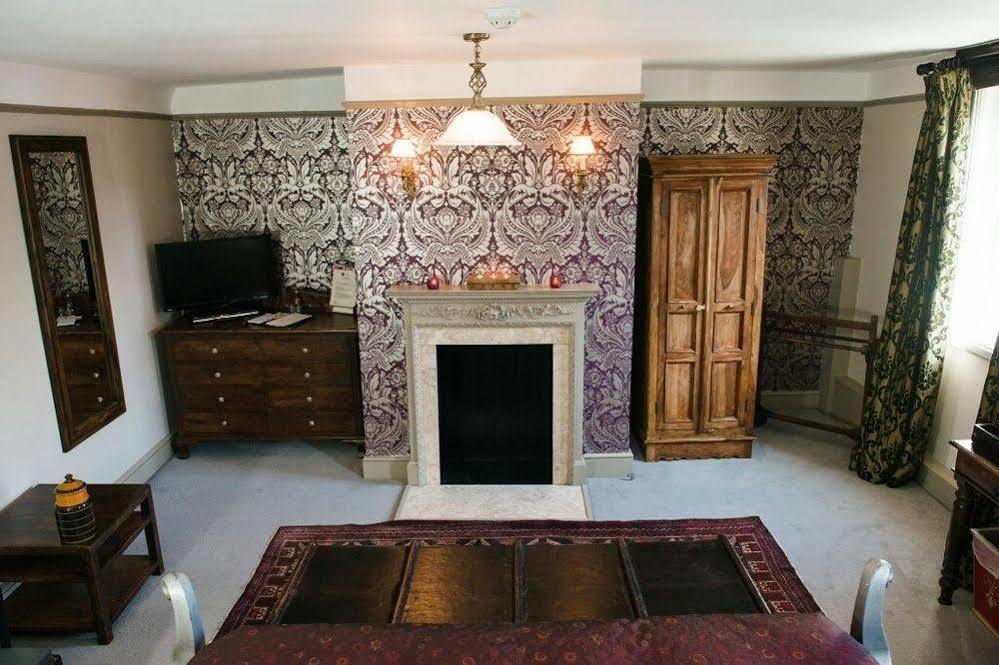 Elephant Hotel Пангборн Екстериор снимка